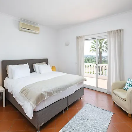 Romantic 3-bedroom Near