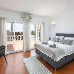 Romantic 3-bedroom Near Villa Carvoeiro (Lagoa)